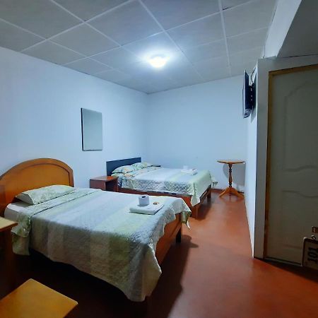 Hostal Dulzura Caraz Bagian luar foto